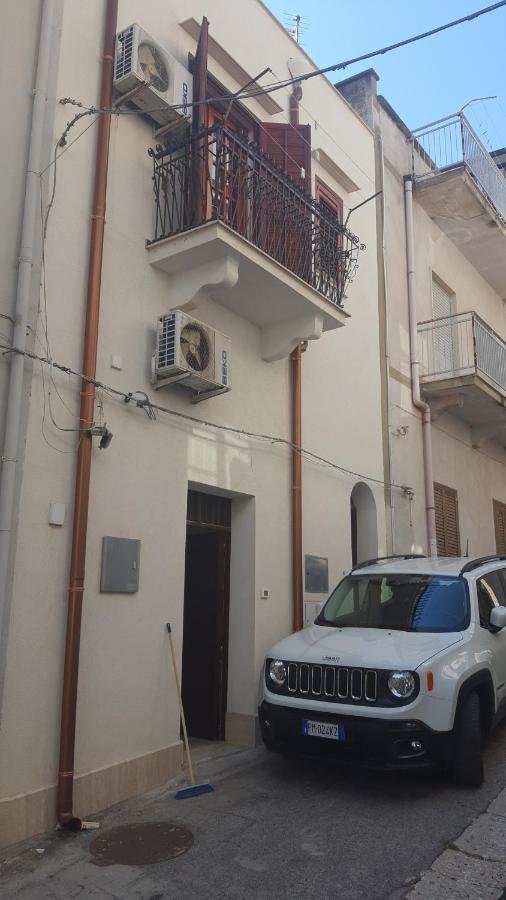 Casa Vacanza Raggio Di Sole Castellammare del Golfo Exterior photo